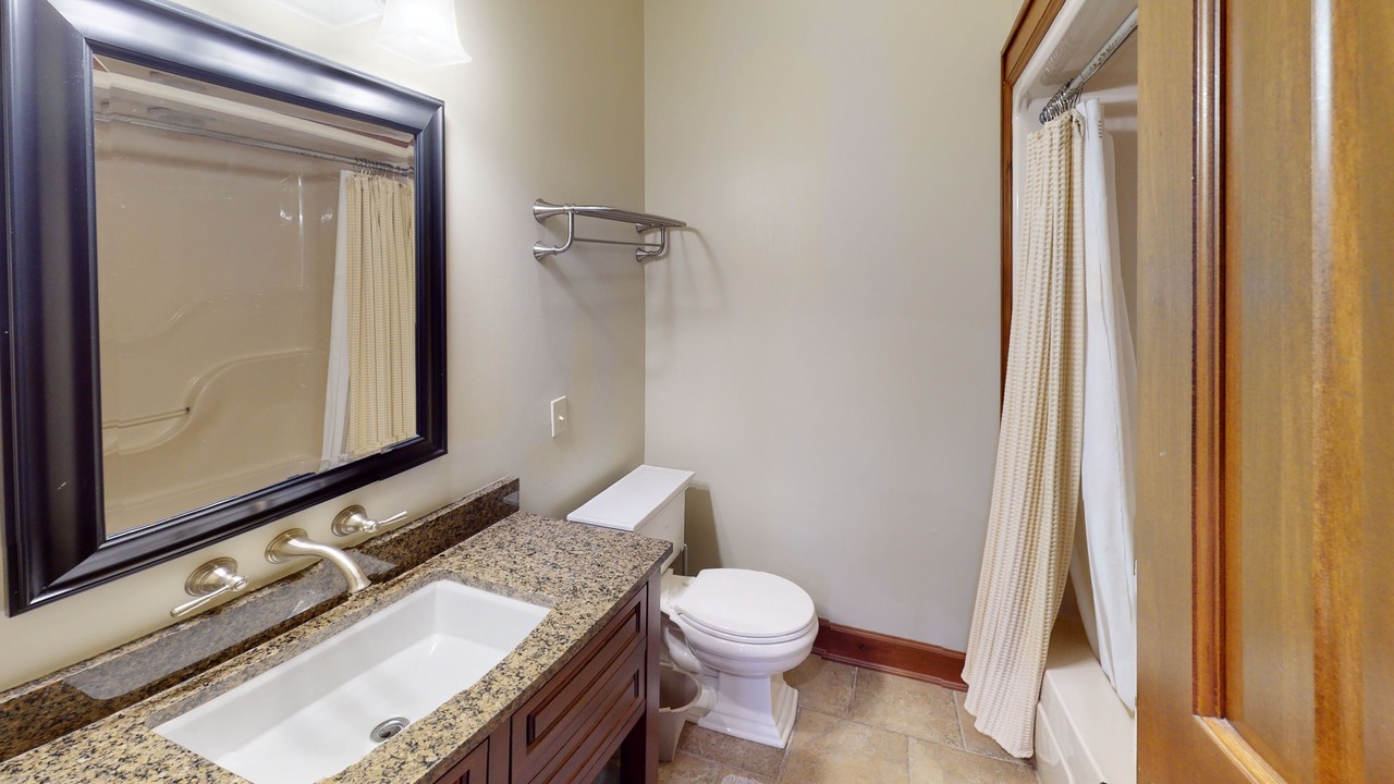 Photo of Bathroom in Snowshoe