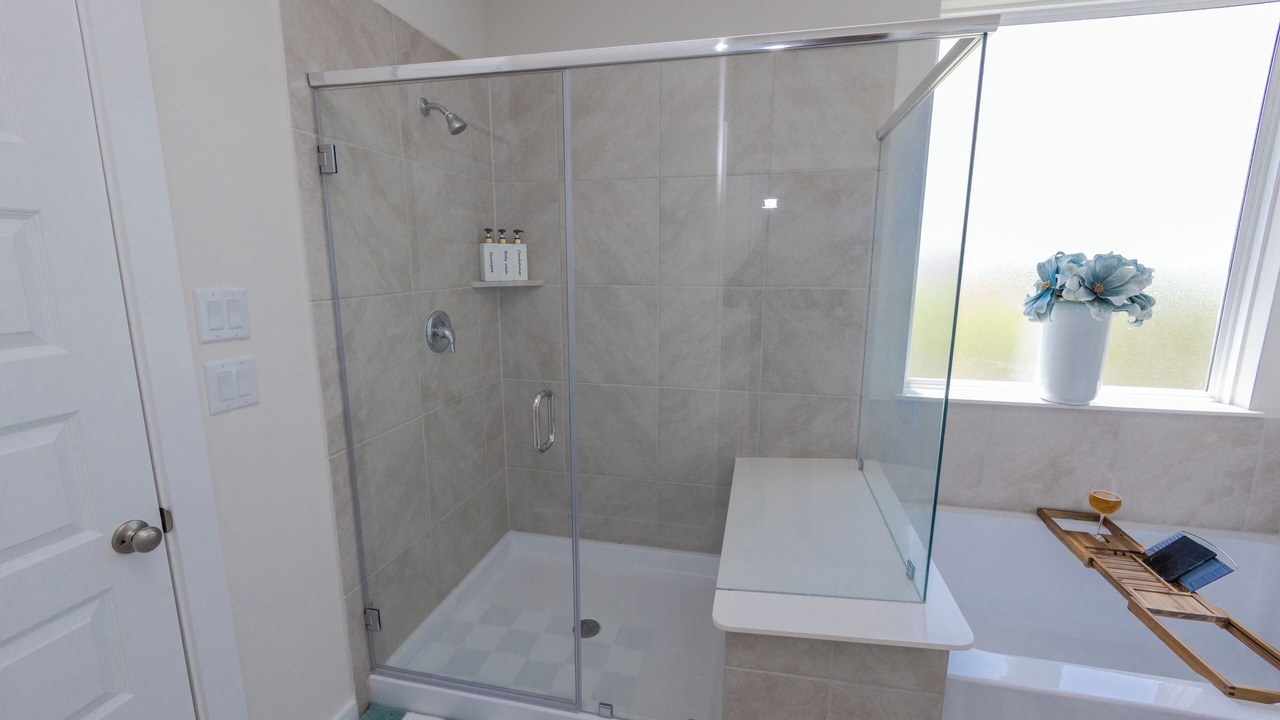 Photo of Bathroom in Clodine