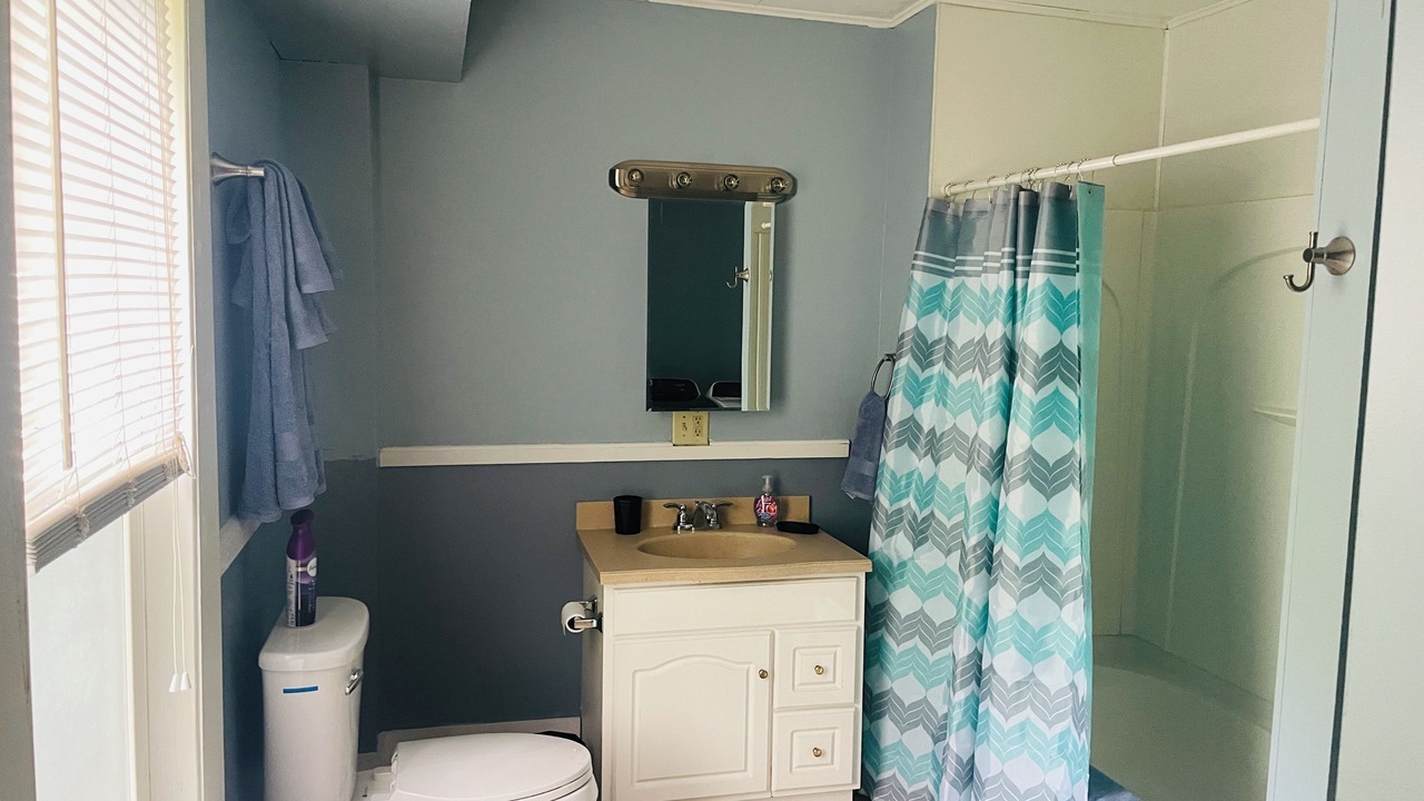 Photo of Bathroom in Colebrook