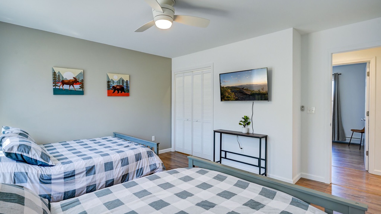 Photo of Bedroom in Center Conway