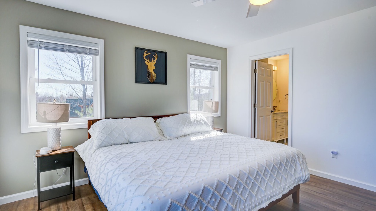 Photo of Bedroom in Center Conway