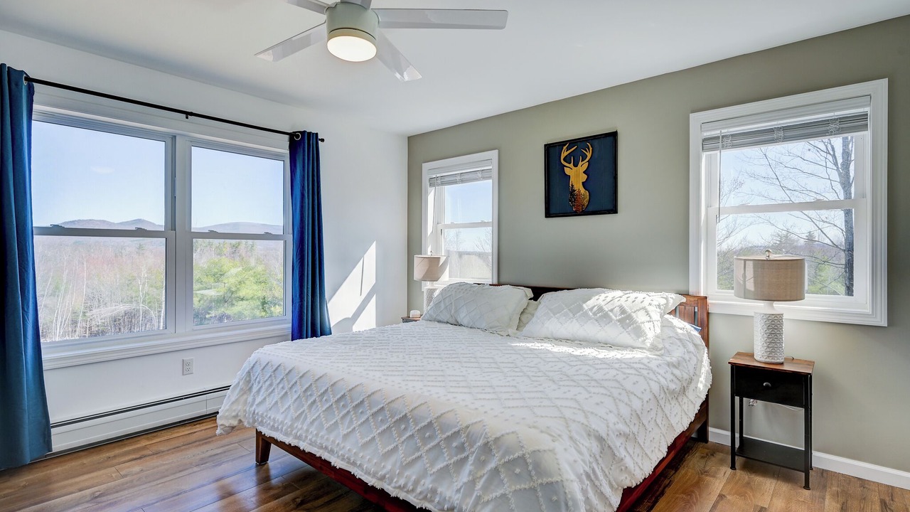 Photo of Bedroom in Center Conway