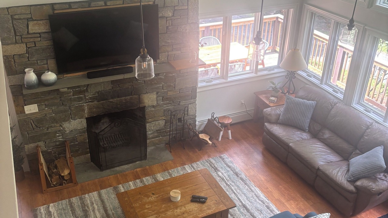 Photo of Livingroom in West Hartford