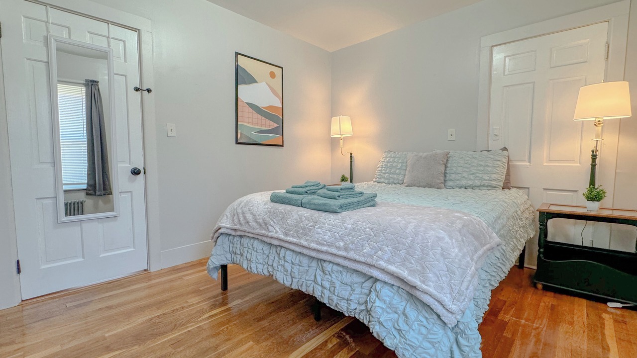 Photo of Bedroom in Hudson