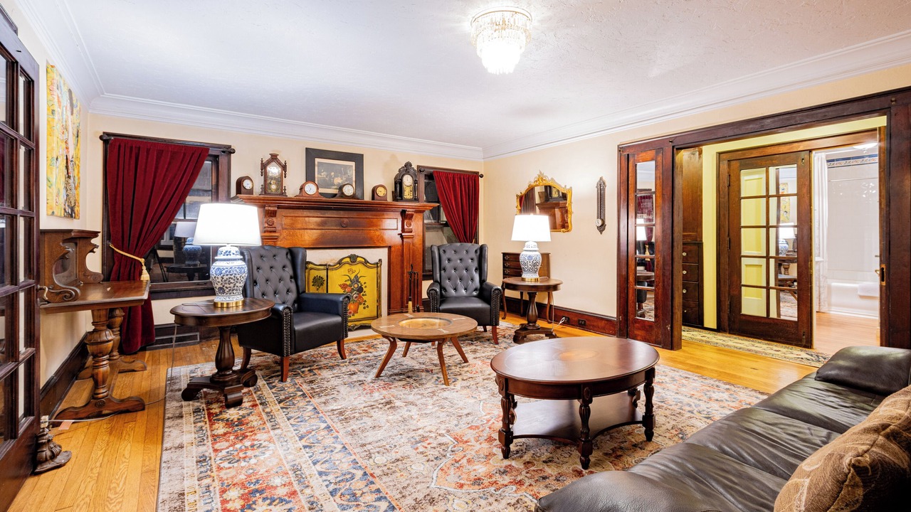 Photo of Bedroom in Willoughby Hills