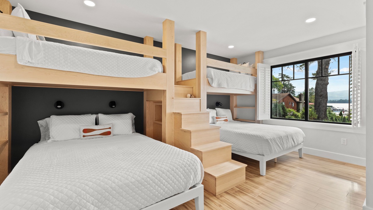 Photo of Bedroom in Lake George