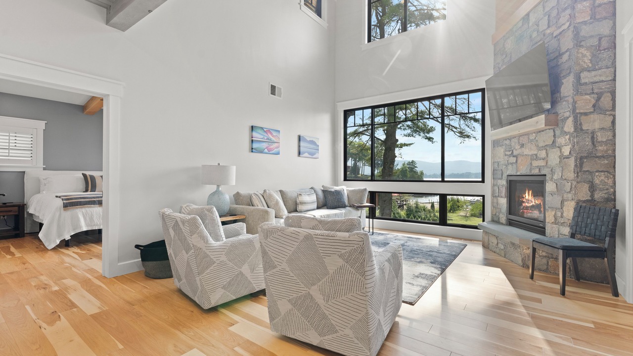 Photo of Livingroom in Lake George
