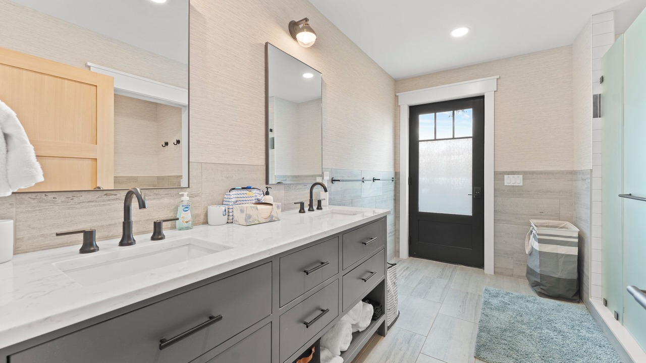Photo of Bathroom in Lake George
