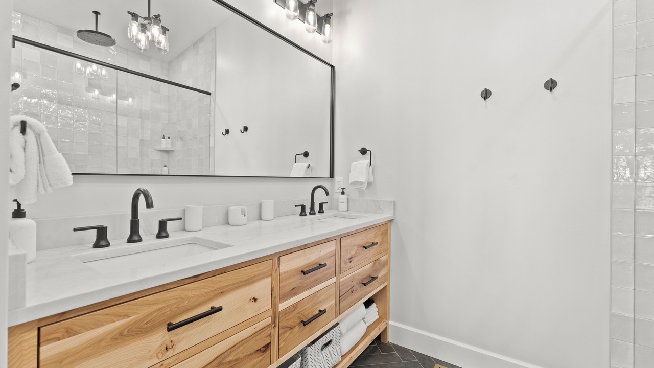 Photo of Bathroom in Lake George