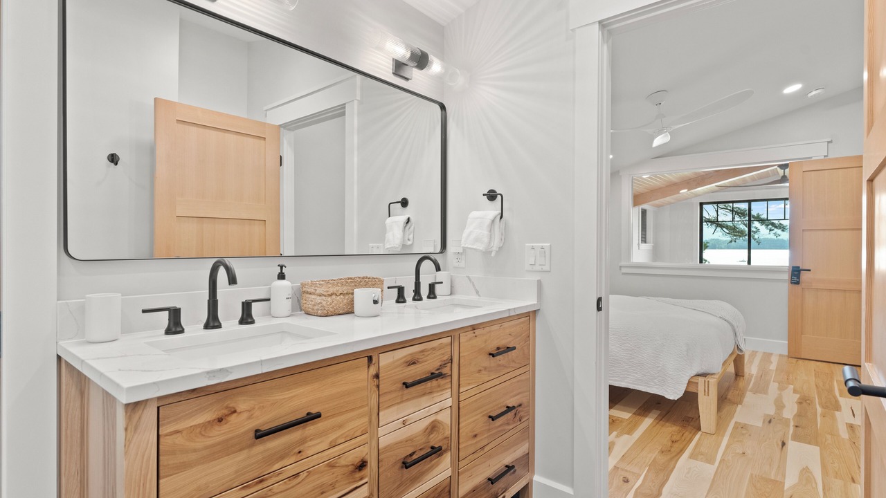 Photo of Bathroom in Lake George