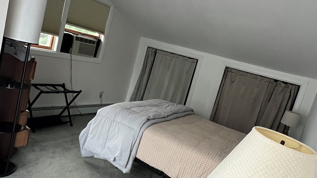 Photo of Bedroom in Mount Marion