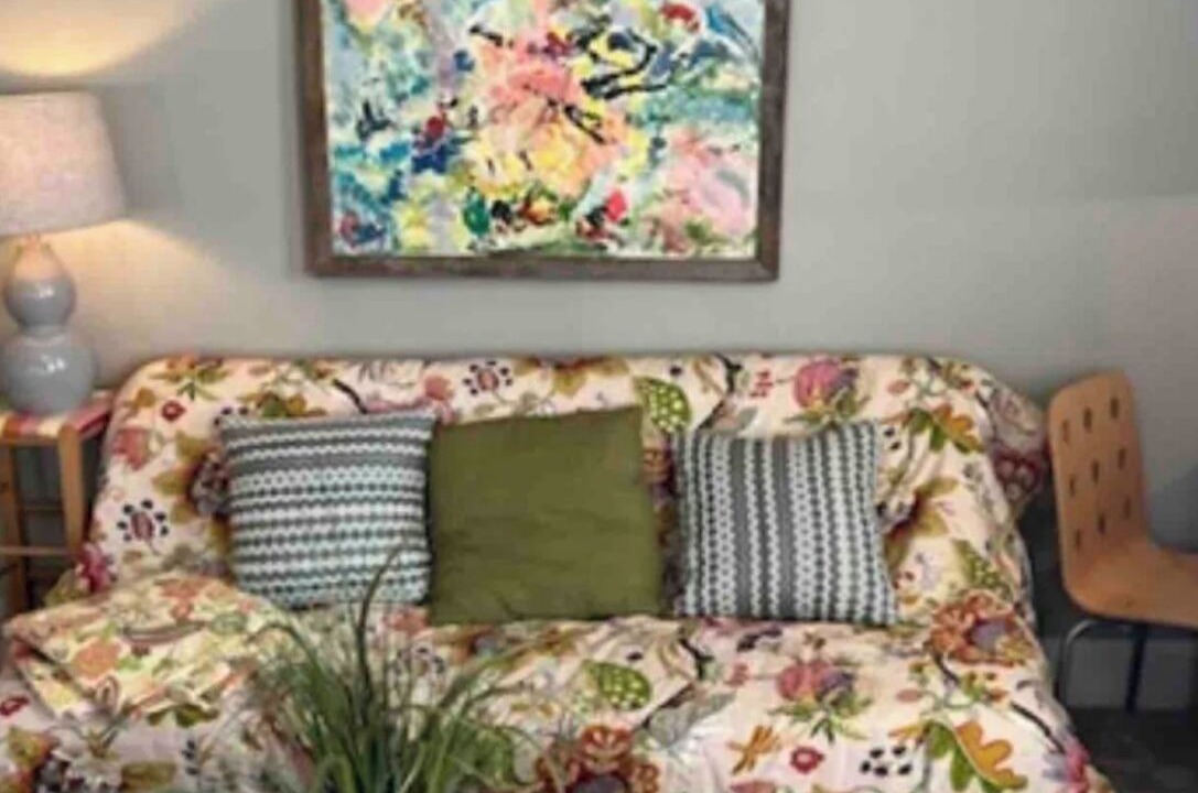 Photo of Livingroom in Old Town Winchester