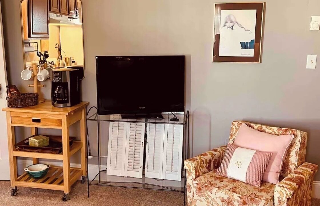 Photo of Livingroom in Old Town Winchester