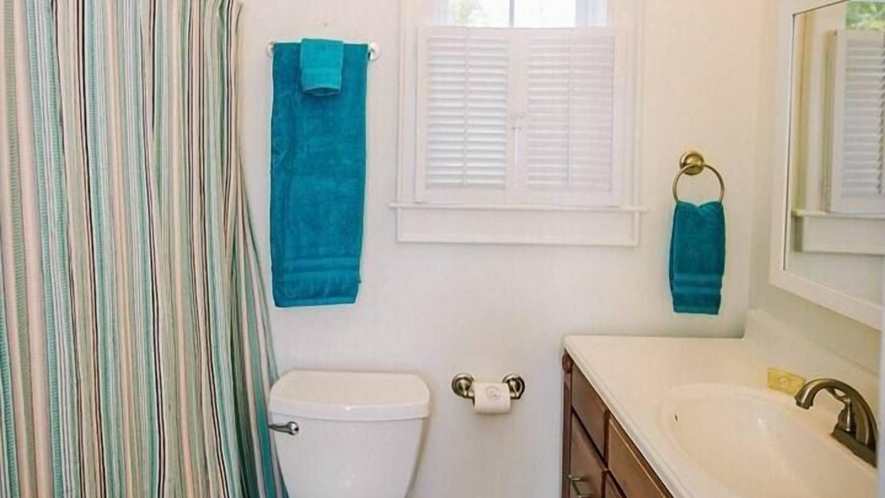 Photo of Bathroom in Newbern