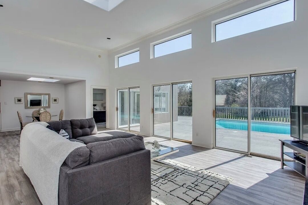 Photo of Livingroom in East Quogue