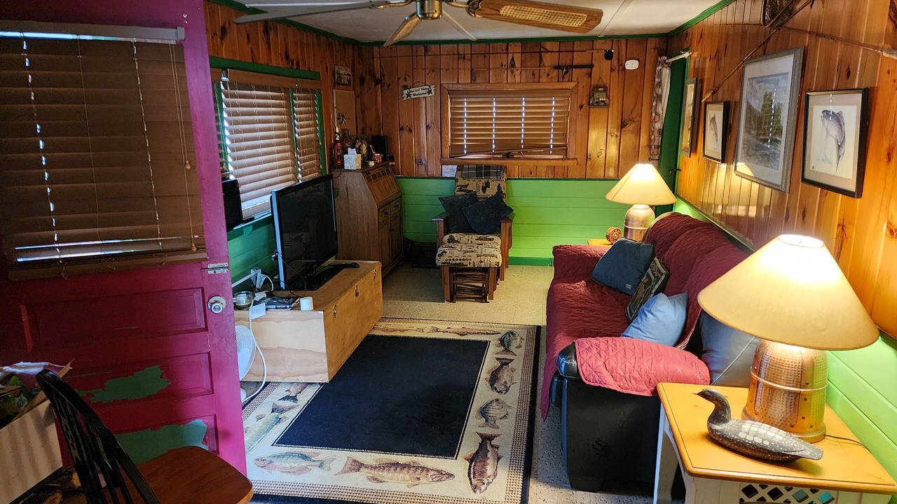 Photo of Livingroom in Warren's Gore