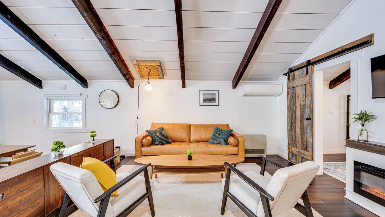 Photo of Livingroom in Center Conway
