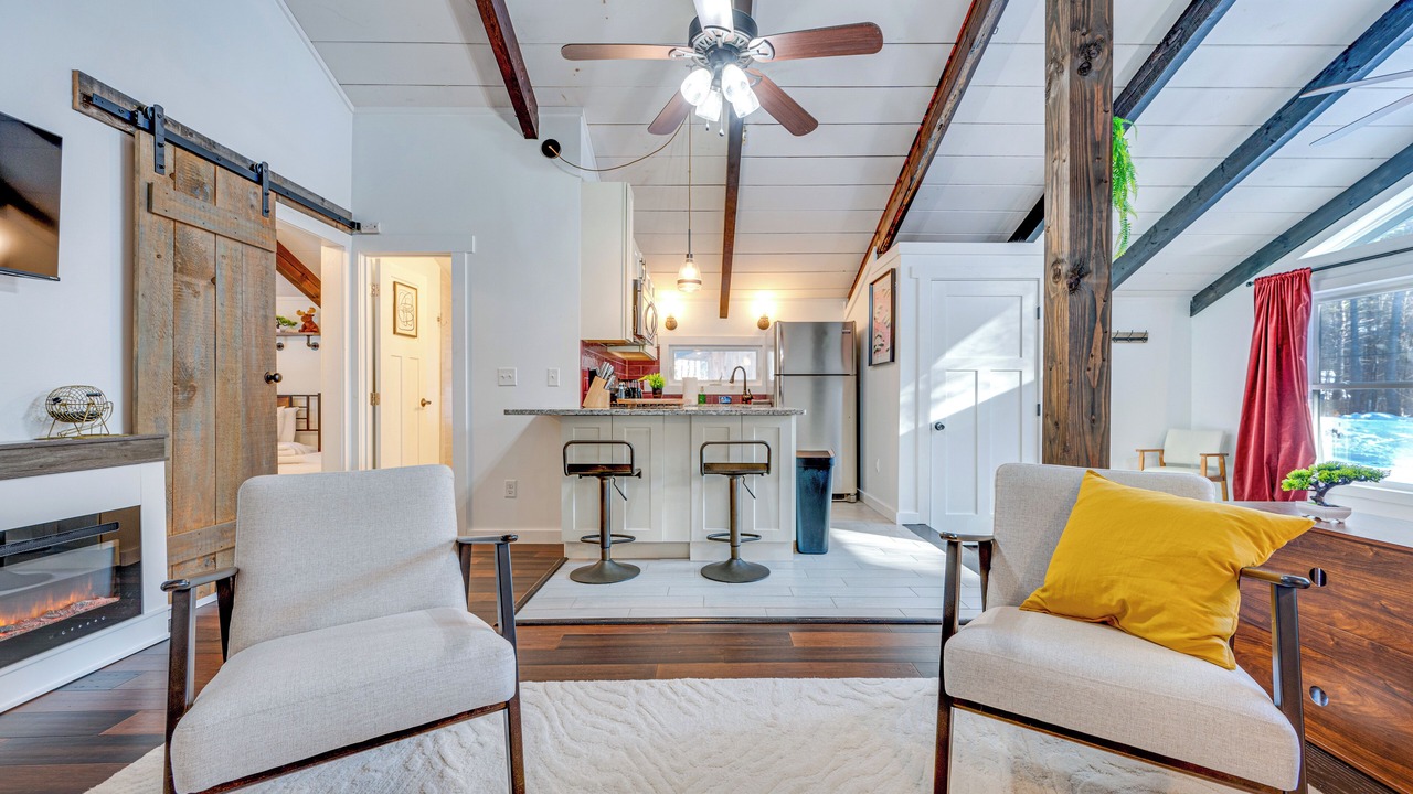 Photo of Livingroom in Center Conway