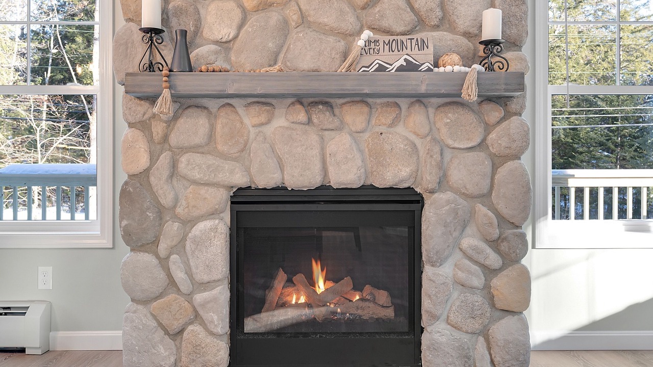 Photo of Livingroom in West Bridgton