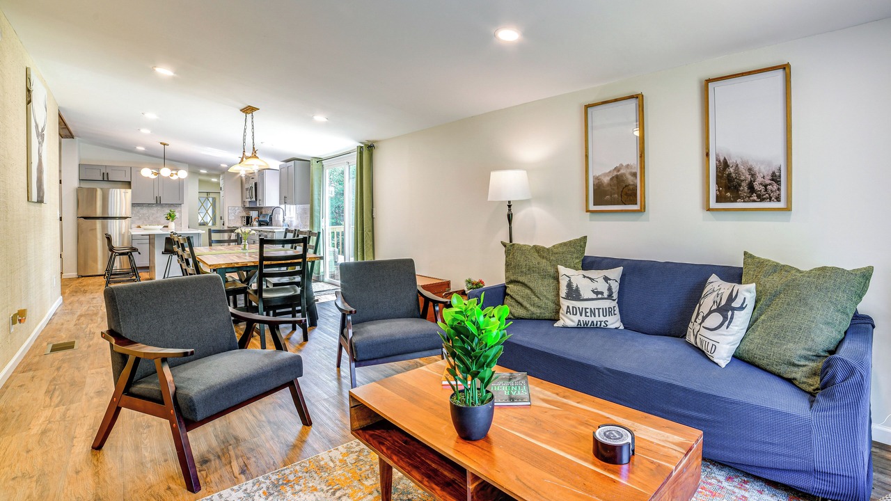 Photo of Livingroom in Unadilla