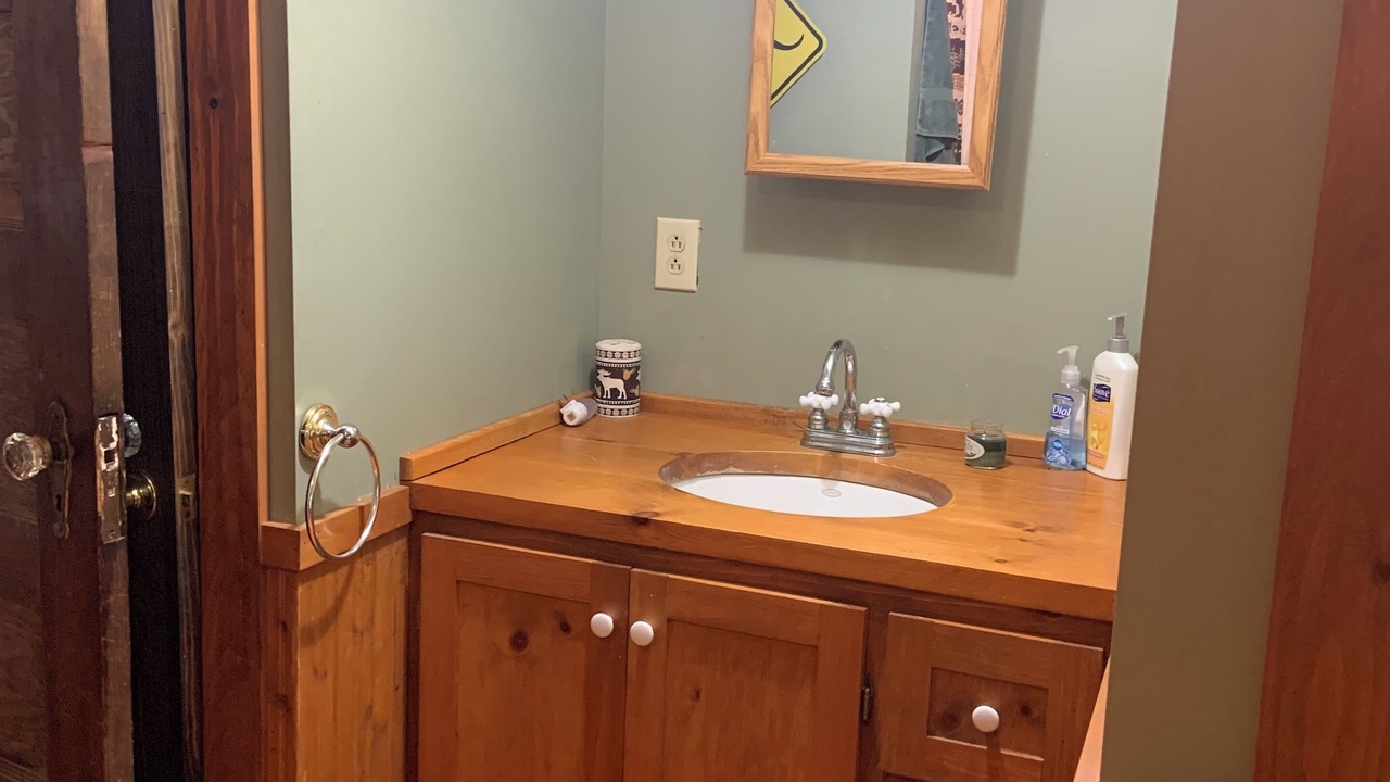 Photo of Bathroom in Olmstedville