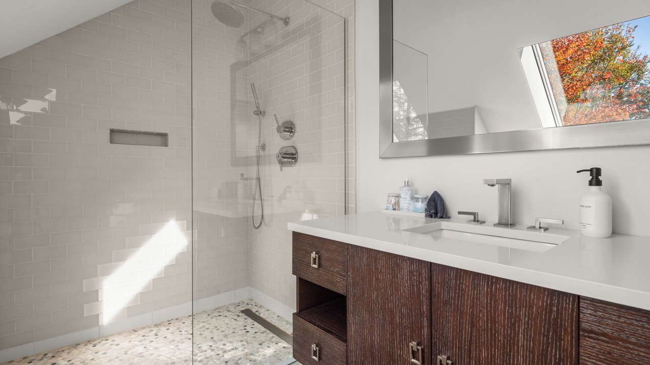 Photo of Bathroom in Morrisville