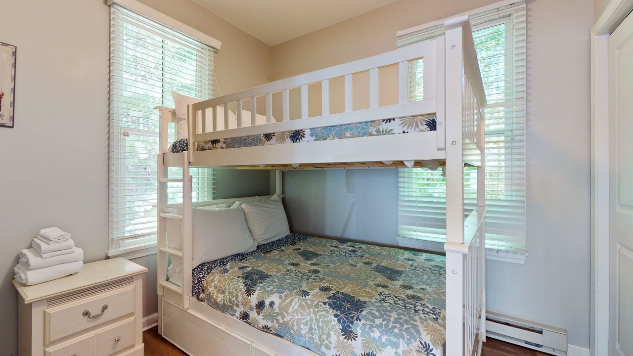 Photo of Bedroom in Summer Village