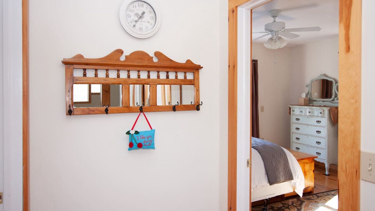 Photo of Bedroom in Clarendon