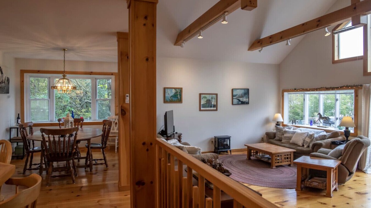 Photo of Livingroom in Clarendon