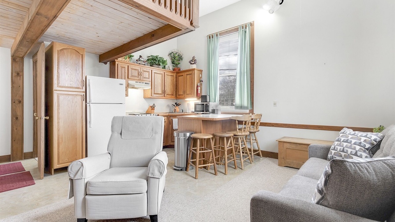 Photo of Livingroom in Bethel
