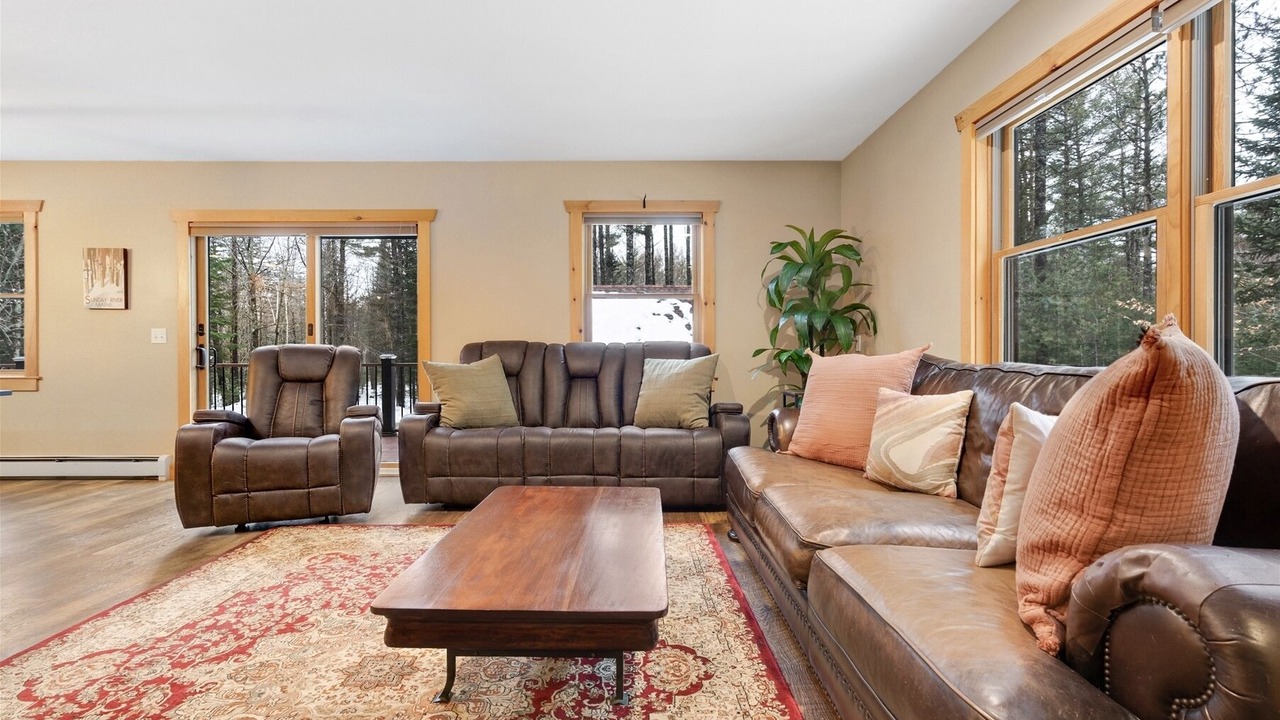 Photo of Livingroom in Bethel