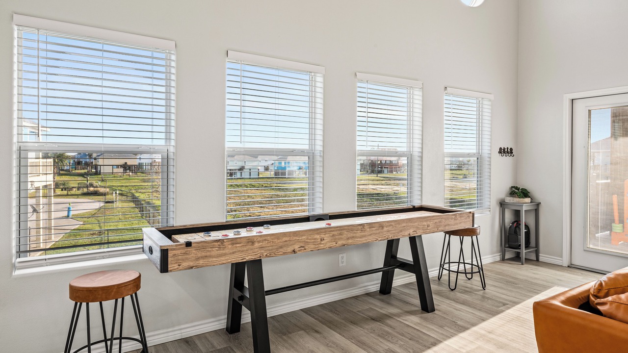 Photo of Bedroom in Crystal Beach