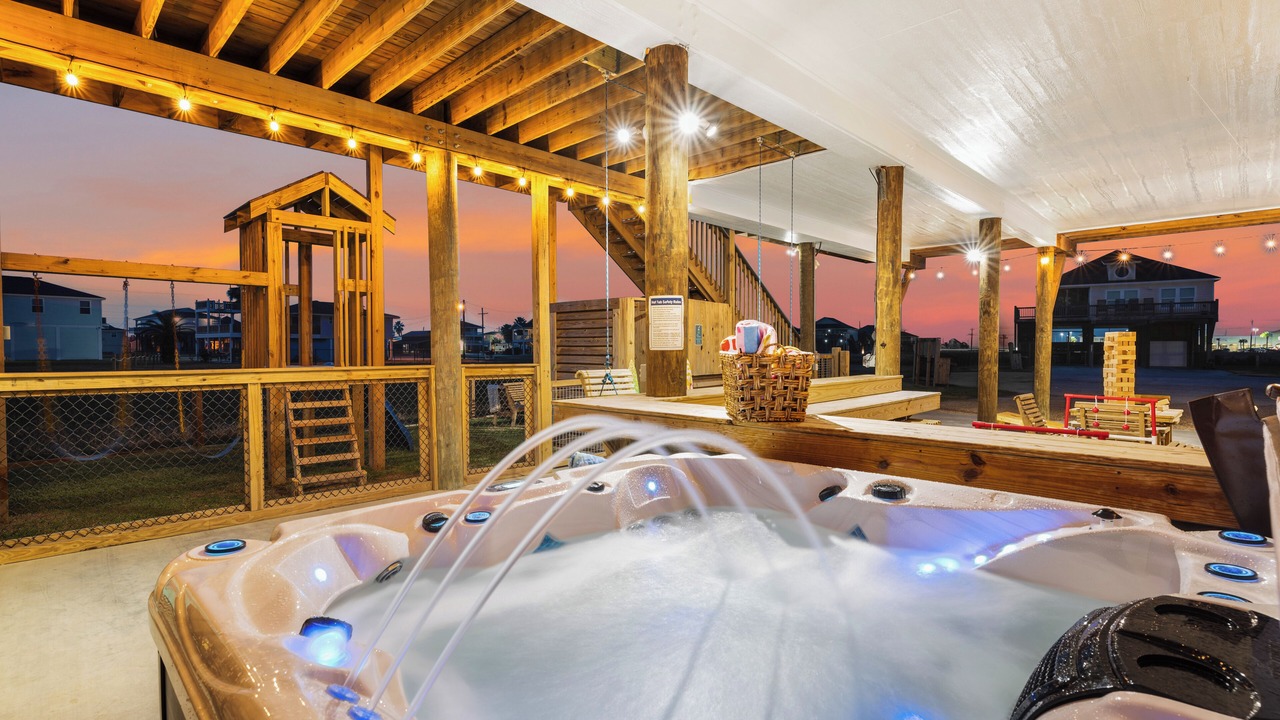 Photo of Patio Balcony in Crystal Beach