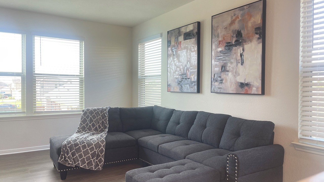 Photo of Livingroom in Iowa Colony