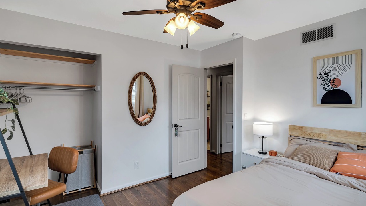 Photo of Bedroom in Mount Saint Joseph