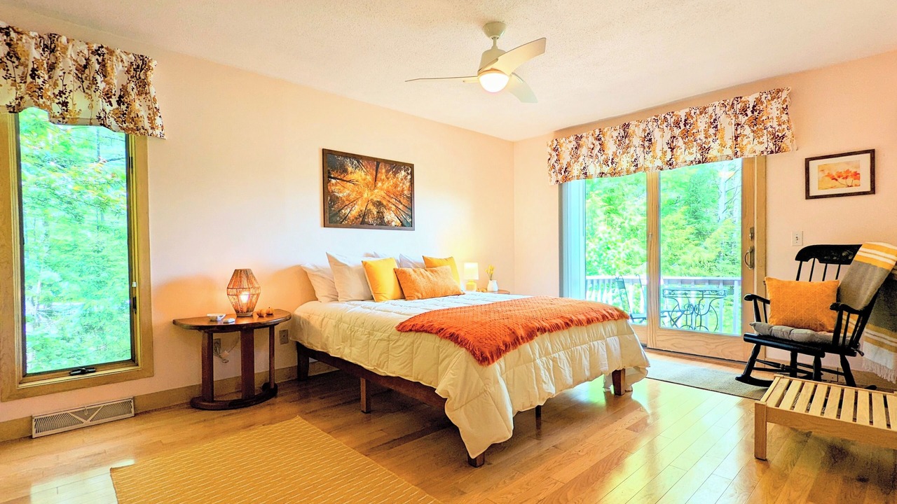 Photo of Bedroom in Sunapee