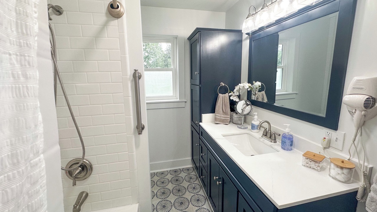 Photo of Bathroom in Marilla