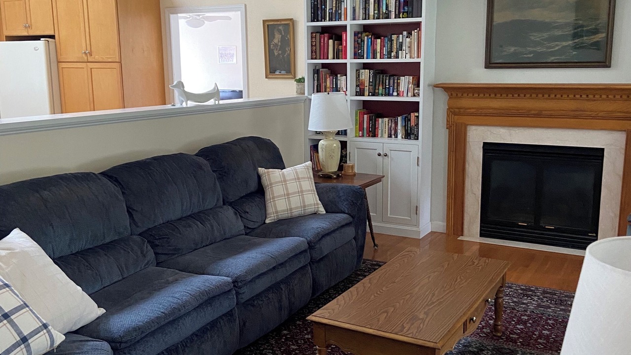 Photo of Livingroom in Lanesborough