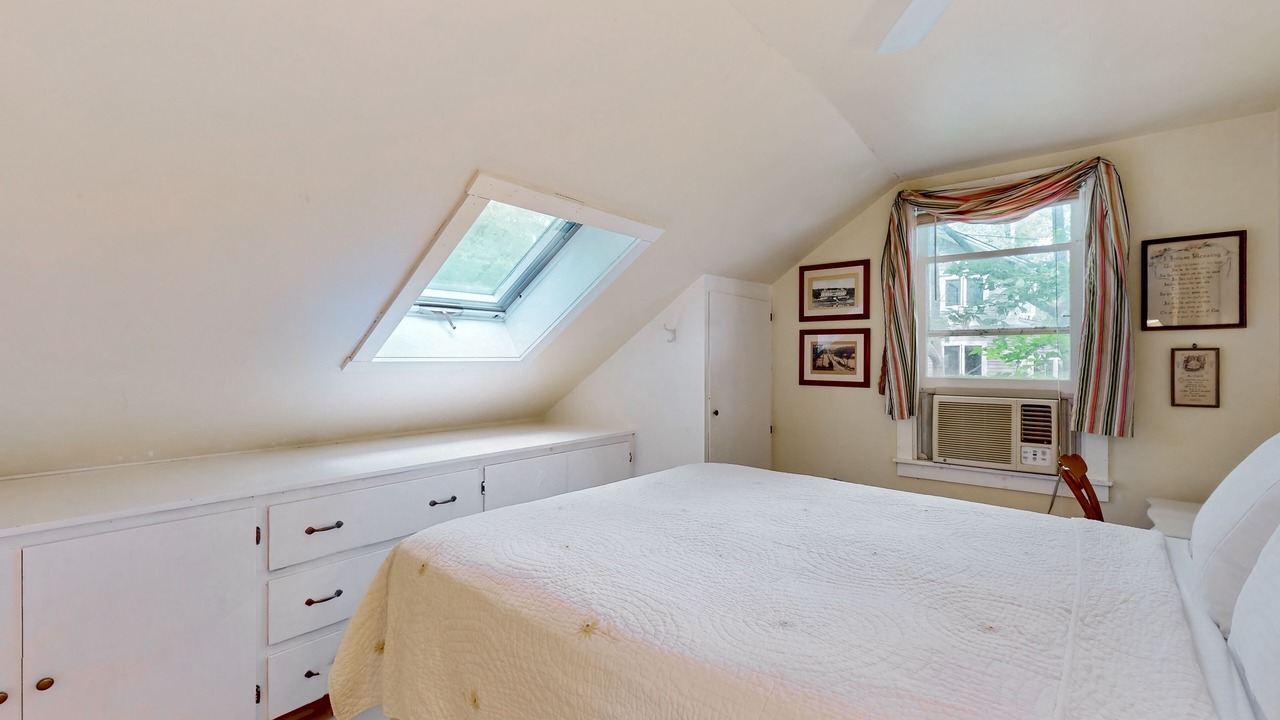 Photo of Bedroom in Castleton