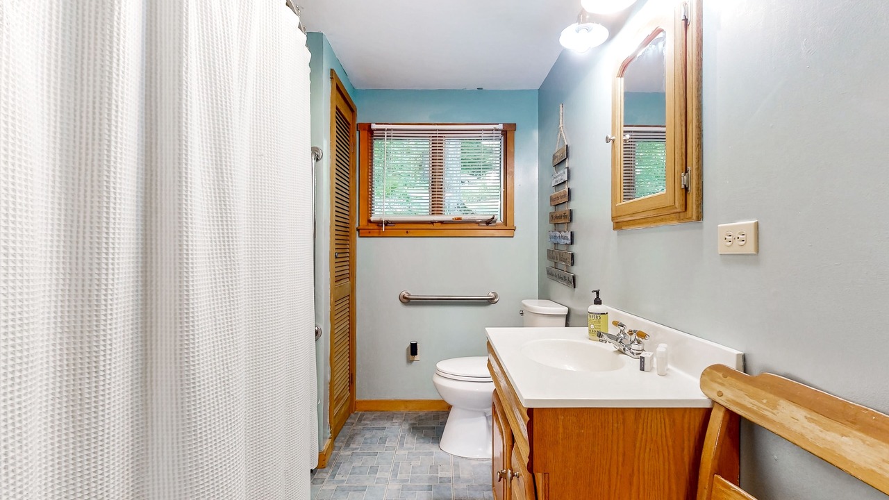 Photo of Bathroom in Castleton