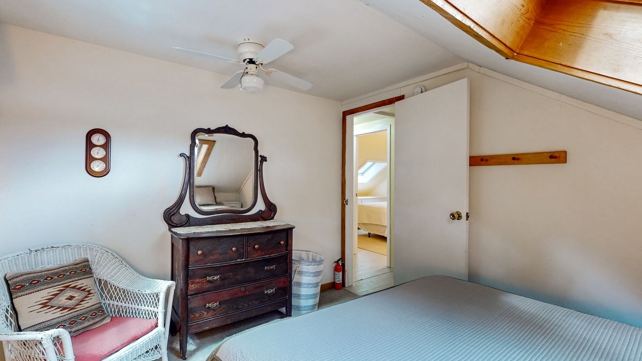 Photo of Bedroom in Castleton