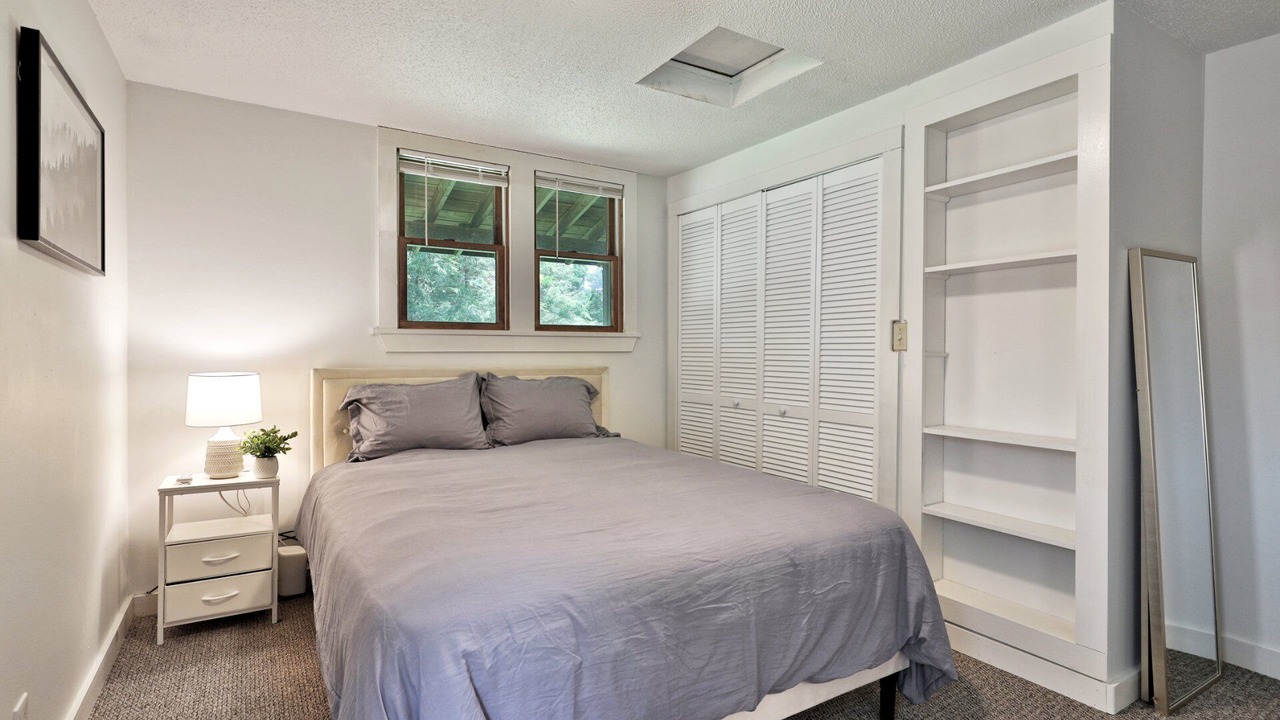 Photo of Bedroom in East Haven  Rutland County