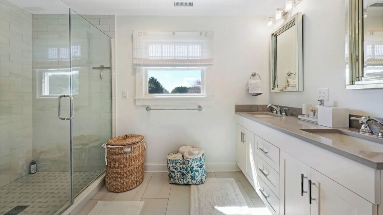 Photo of Bathroom in Village of Southampton