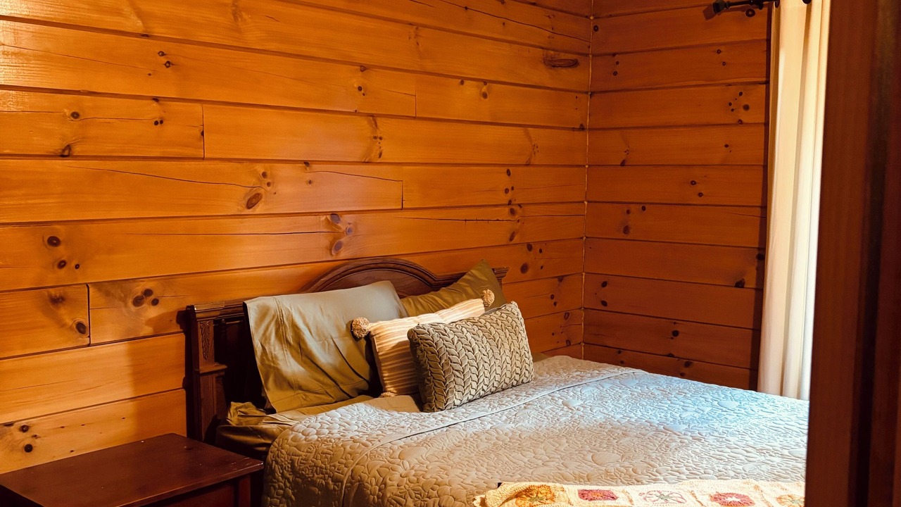 Photo of Bedroom in Howard