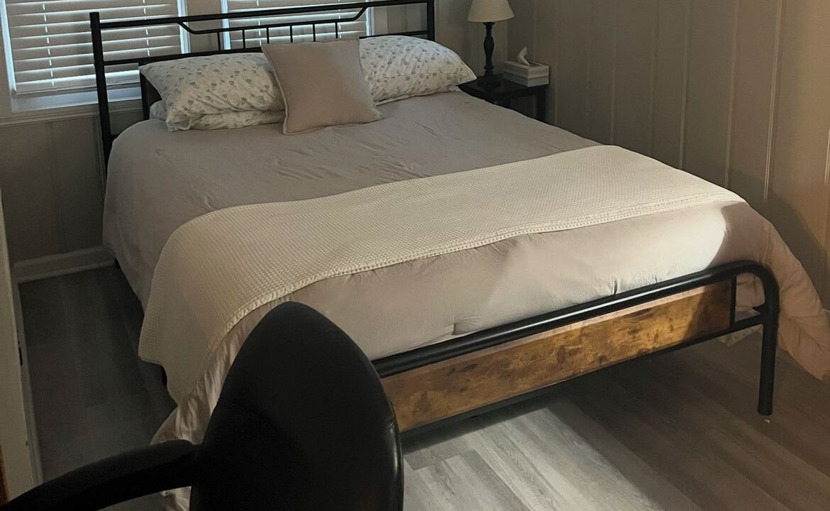 Photo of Bedroom in Oaklyn