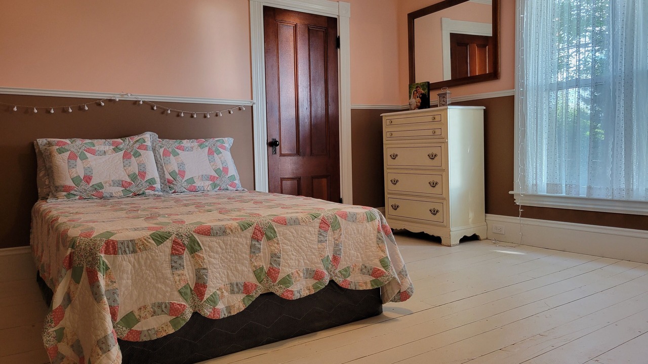 Photo of Bedroom in Newport