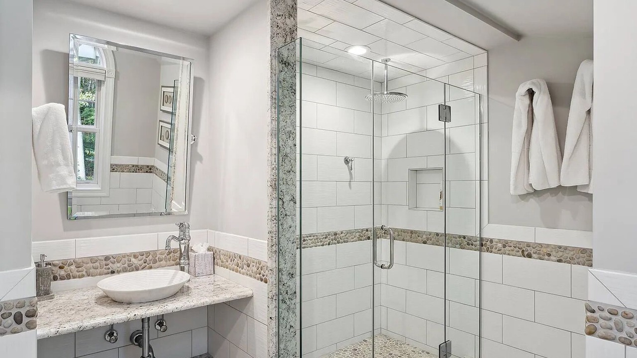 Photo of Bathroom in Water Mill