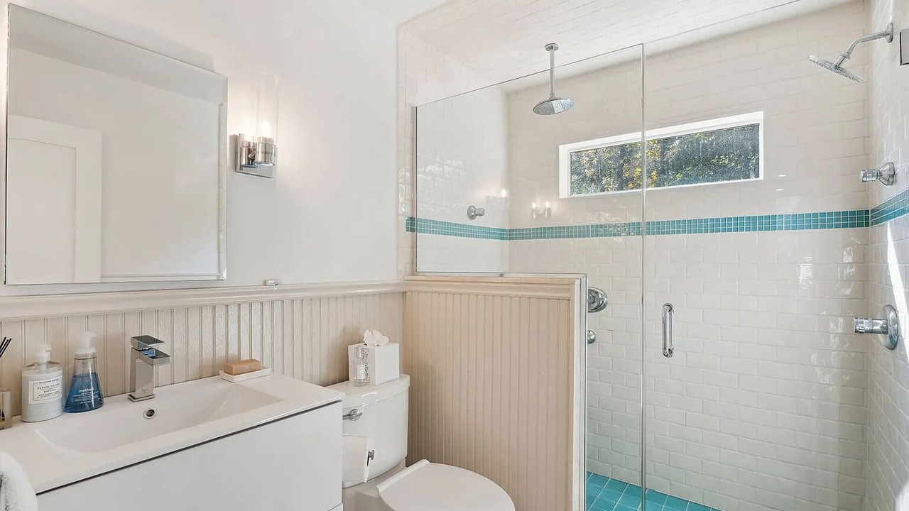 Photo of Bathroom in Water Mill
