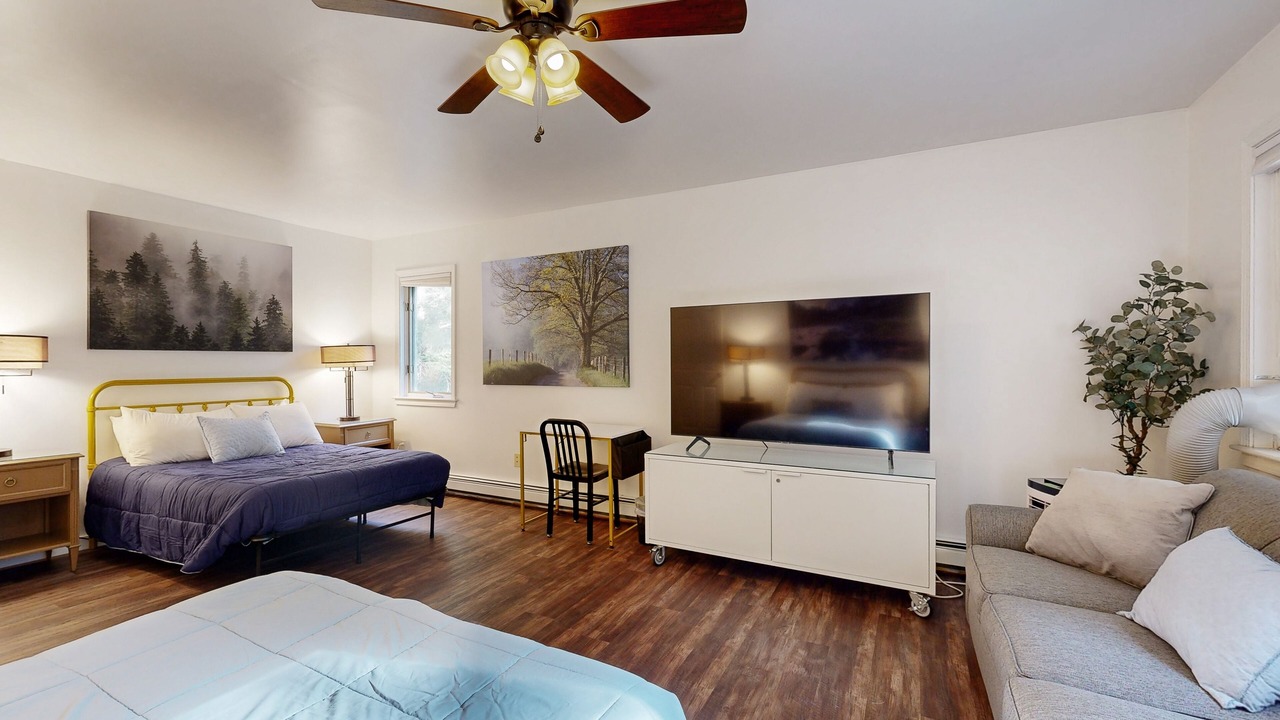 Photo of Bedroom in Birch Hill