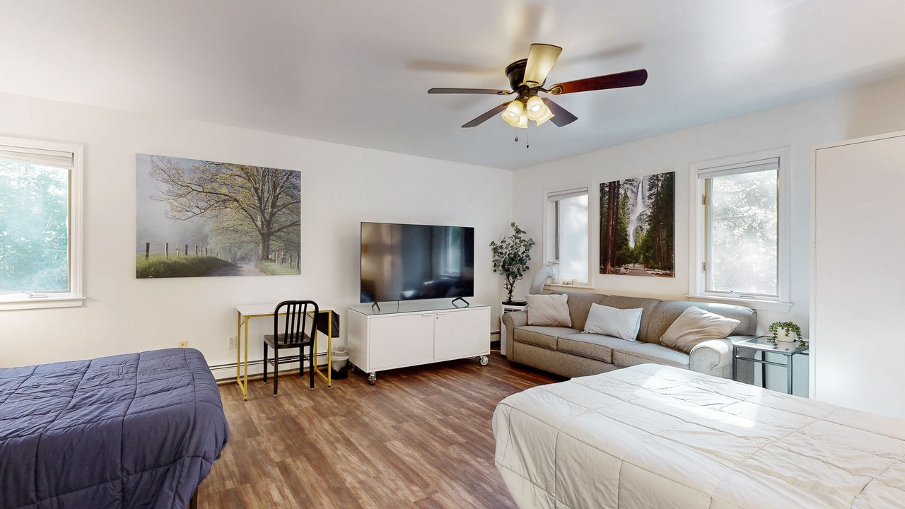 Photo of Bedroom in Birch Hill